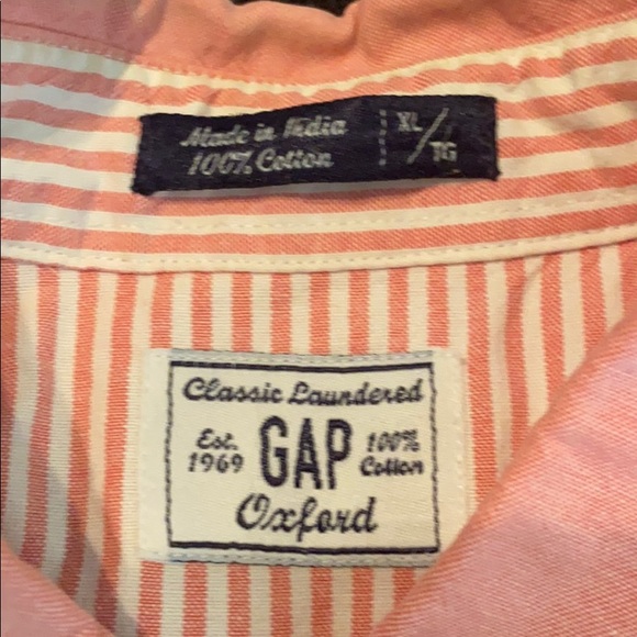 GAP - Picture 2 of 2